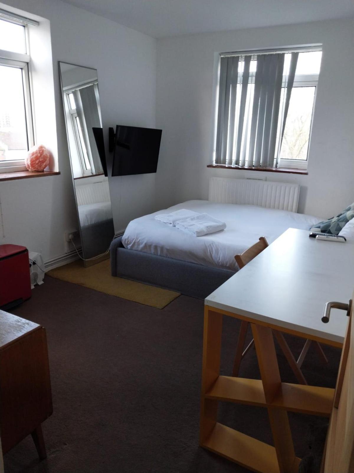 Stay In Edgware Road Guesthouse Londra Dış mekan fotoğraf